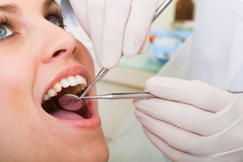 Как врачи считают зубы