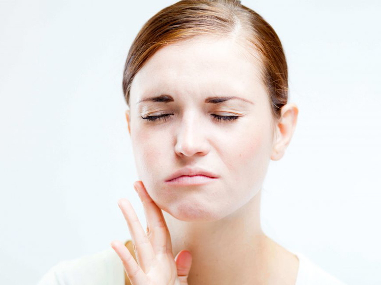 5 основных причин, почему опухла щека, но зуб не болит