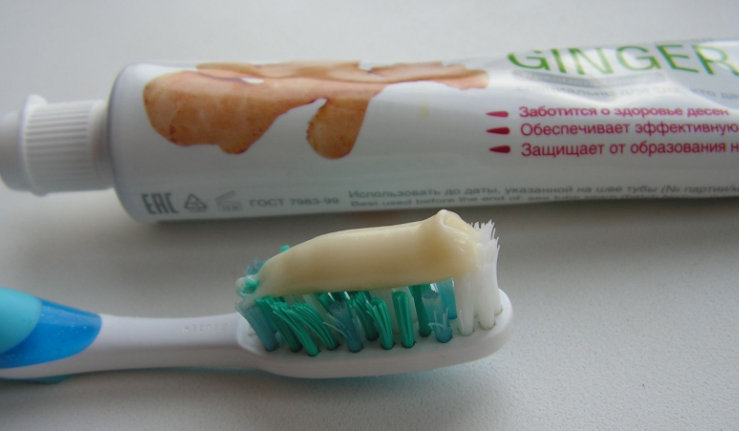 Зубная паста с фтором