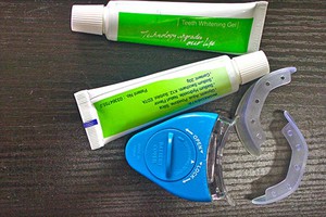 Описание и применение отбеливателя для зубов White Light
