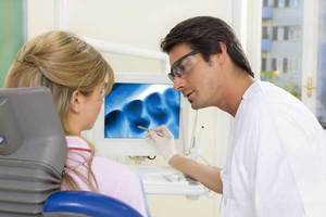 Рекомендации стоматологов удалять зубы мудрости или лечить